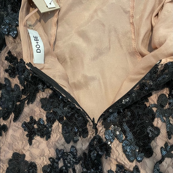 DO+BE Black Sequin Low Back Cocktail Dress - Picture 5 of 5